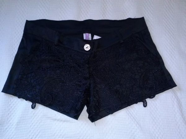 Shorts de Renda Tam. G
